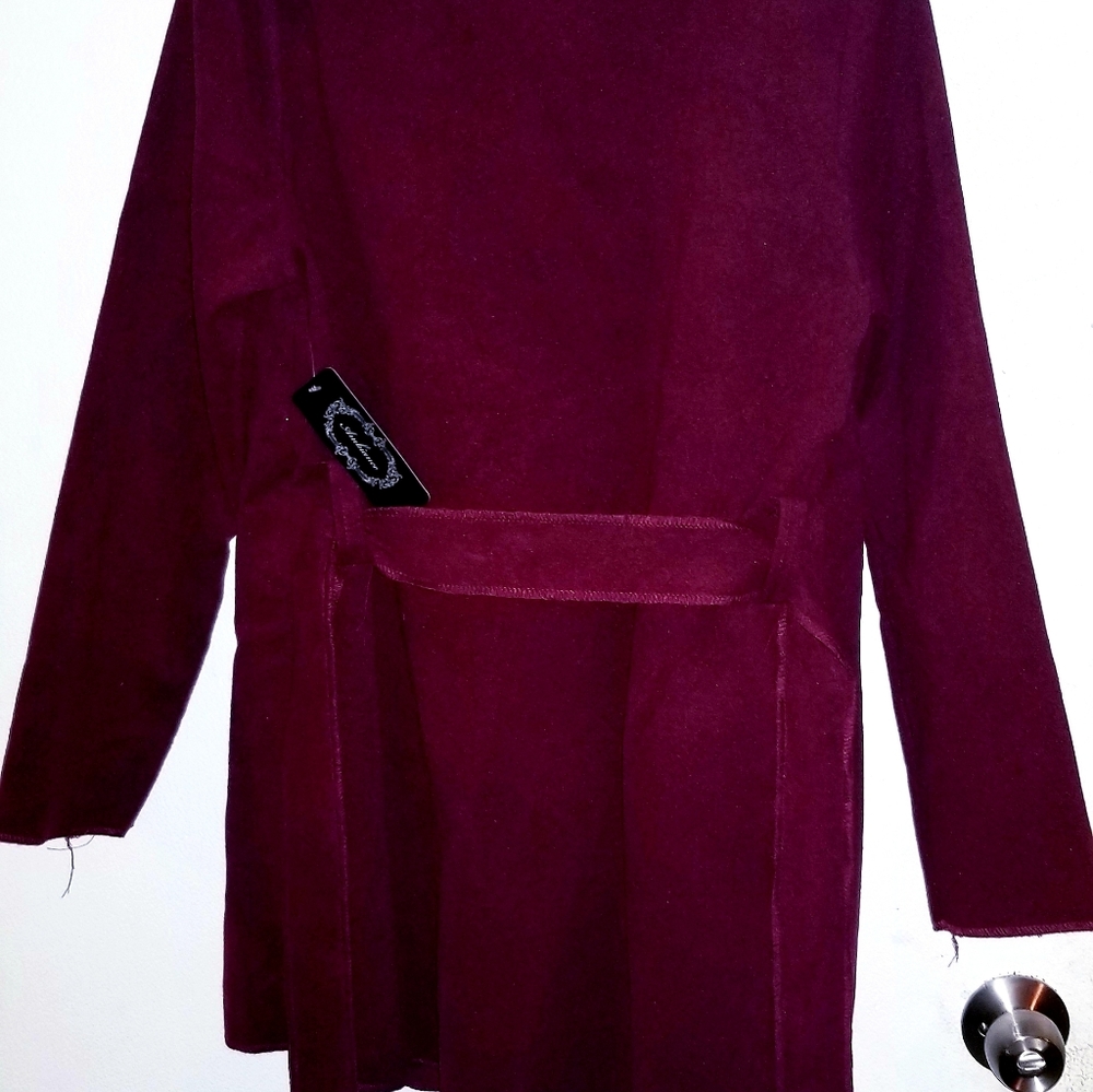 Coat - Picture 2 of 2